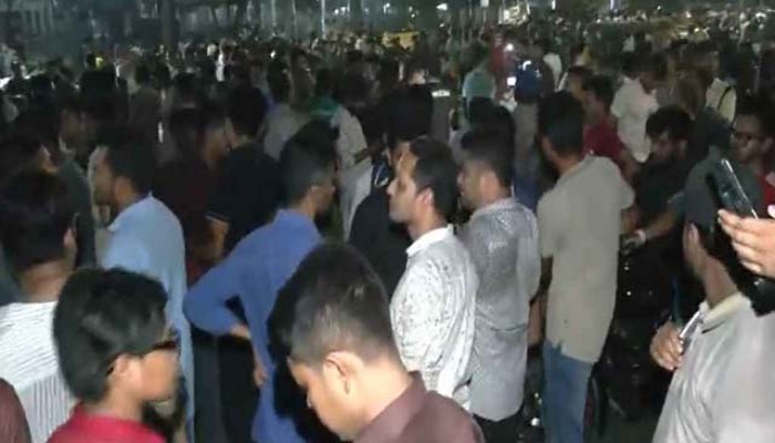 শাহবাগ থানায় ঢুকে ডাকসু সদস্যদের ওপর হামলা