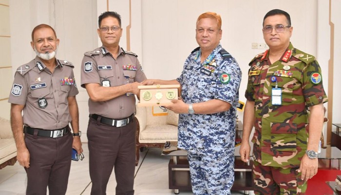 পুলিশ হেডকোয়ার্টার্স পরিদর্শনে এনডিসি টিম