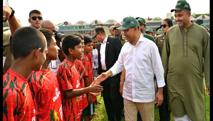শুধু খেললে হবে না, লেখাপড়া ও সৃজনশীল কাজেও এগিয়ে যেতে হবে : প্রধানমন্ত্রী