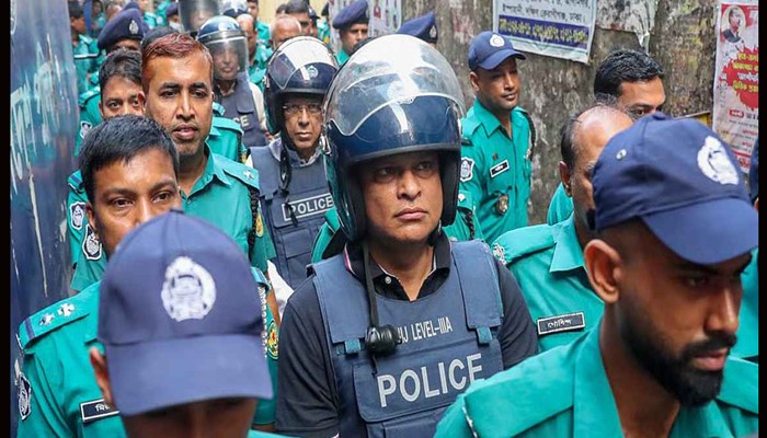 ১০ বিডিআর সদস্যকে হত্যা করে জিয়াউল: দেহরক্ষী