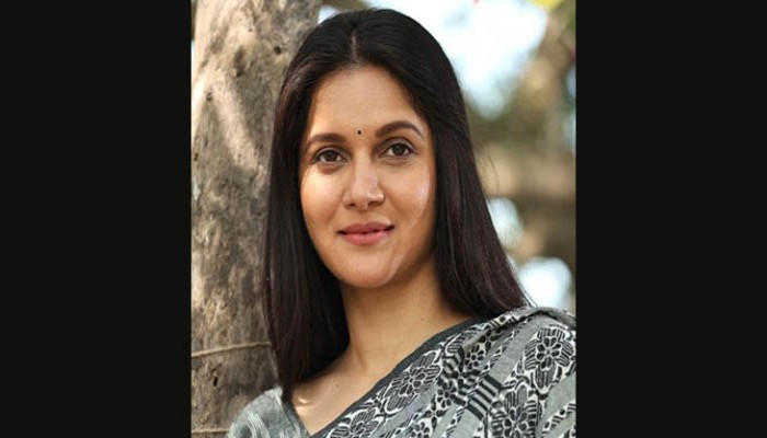 ২০ বছরের অধ্যায় শেষে কলাম্বিয়া বিশ্ববিদ্যালয়ে মিথিলা