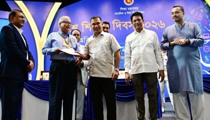 ১০২ শিক্ষককে সম্মাননা দিল সরকার