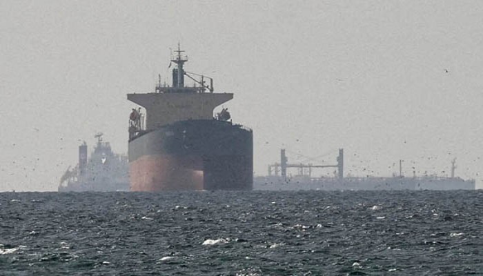 হরমুজ প্রণালি এখন বাণিজ্যিক জাহাজ চলাচলের জন্য উন্মুক্ত : ইরান