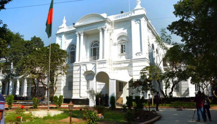 আট পুলিশ সদস্যের বিচার শুরুর আদেশ ট্রাইব্যুনালের