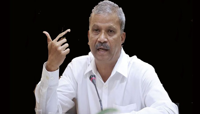 আ.লীগ ছিলই,ব্যাক করেছে তাদের দম্ভ : আসিফ নজরুল
