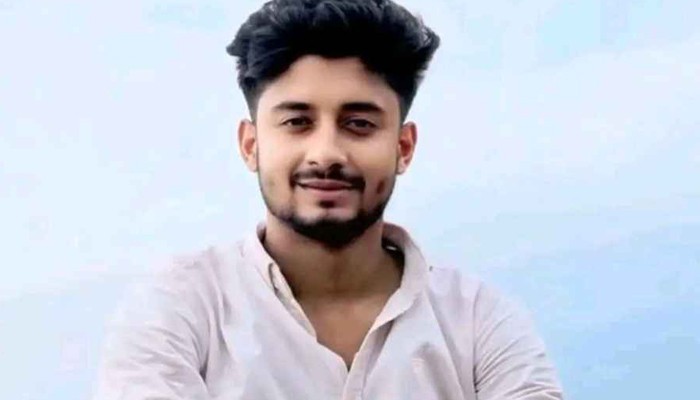 যুবদল কর্মীকে কুপিয়ে হত্যা:  পুকুরে ভাসিয়ে দেওয়া হলো মরদেহ!