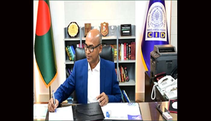 সিআইডির প্রধান হিসেবে দায়িত্ব নিলেন মোশাররফ হোছাইন