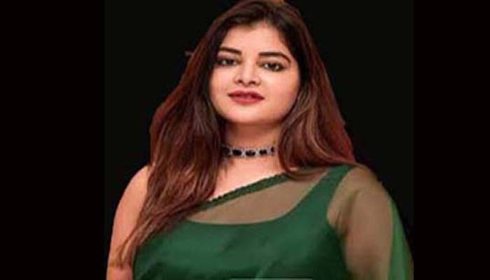 জনপ্রিয় অভিনেত্রী মধুমিতা এখন ঢাকায়