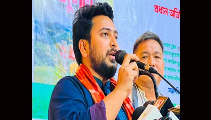 জুলাই সনদ বাস্তবায়নে পাহাড় থেকে আওয়াজ আসা উচিত : নাহিদ ইসলাম