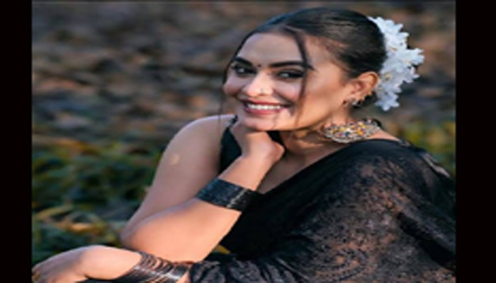 মডেল-অভিনেত্রী রিধিকার ঝুলন্ত মরদেহ উদ্ধার