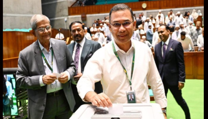 রাষ্ট্রপতি নির্বাচনে ভোট দিলেন প্রধানমন্ত্রী তারেক রহমান