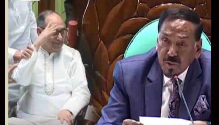 সংসদ অধিবেশনে যোগ দিলেন মির্জা আব্বাস, স্বাগত জানালেন স্পিকার