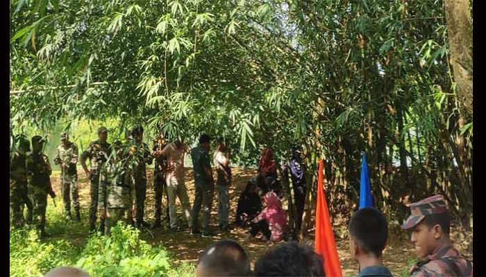 বিরামপুর সীমান্তে বিএসএফের পুশইন চেষ্টা ব্যর্থ করে দিল গ্রামবাসী!