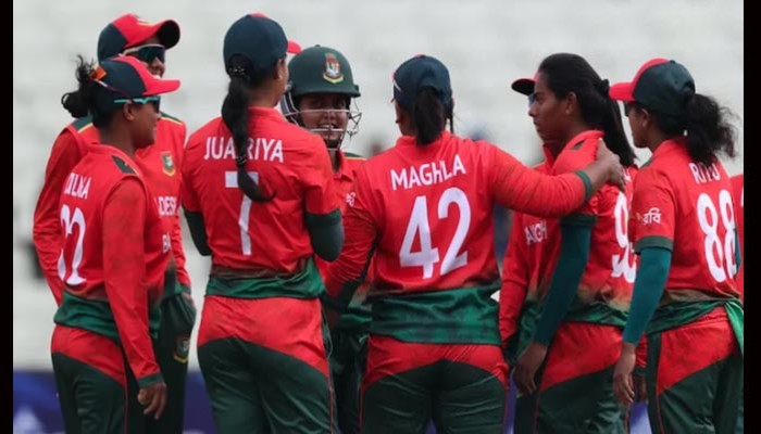 মাঠে নামার আগে দুঃসংবাদ পেল বাংলাদেশ নারী দল